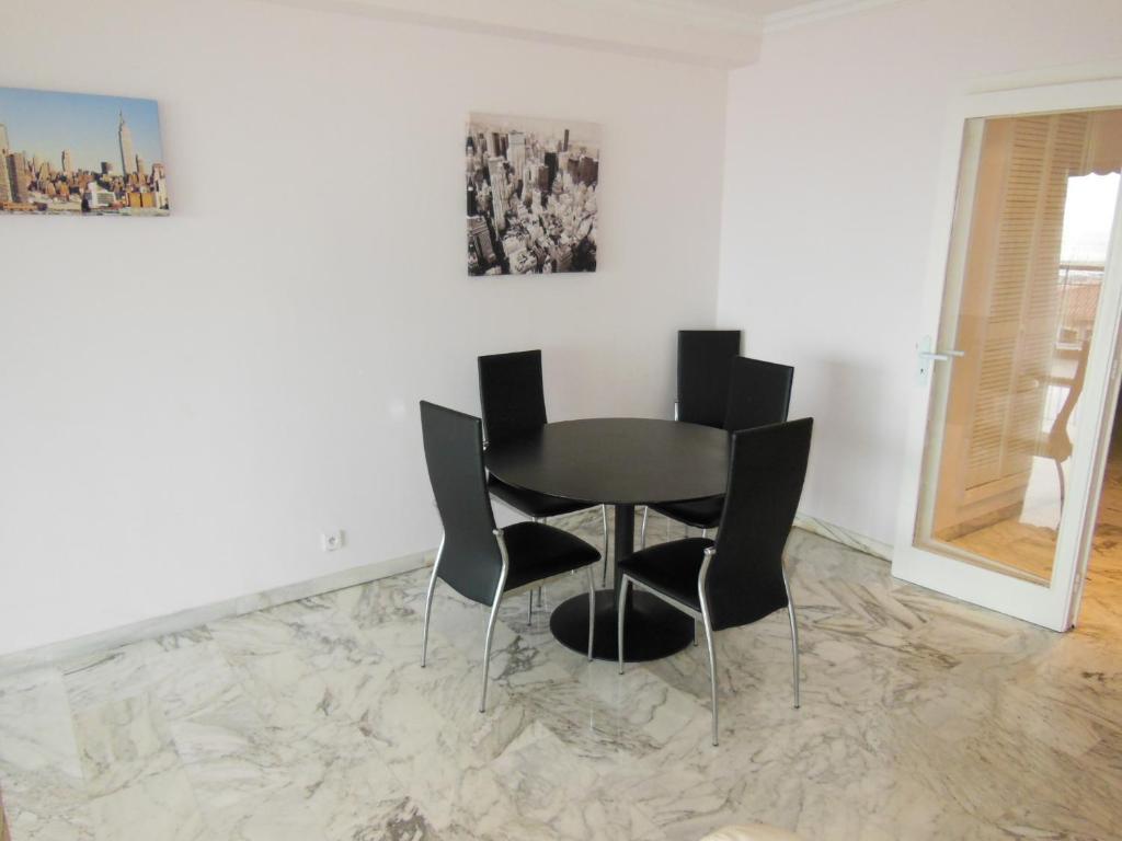 2, 3 And 4 Bedroom Sea View Forville Apartments 5 Mins From The Palais Cannes Habitación foto